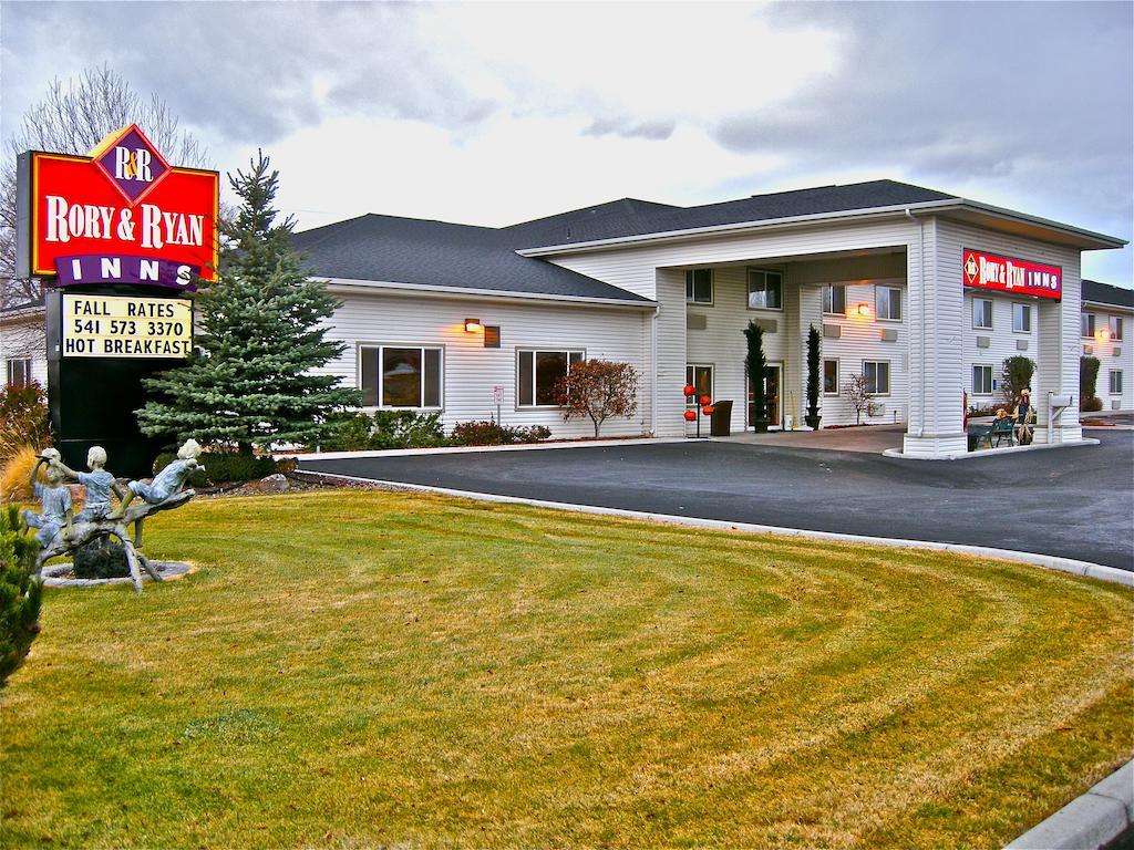 Rory & Ryan Inn Hines Exterior foto